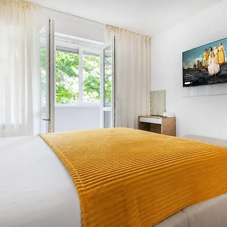 Apartment View Near Ndk & Vitosha Blvd Sofia